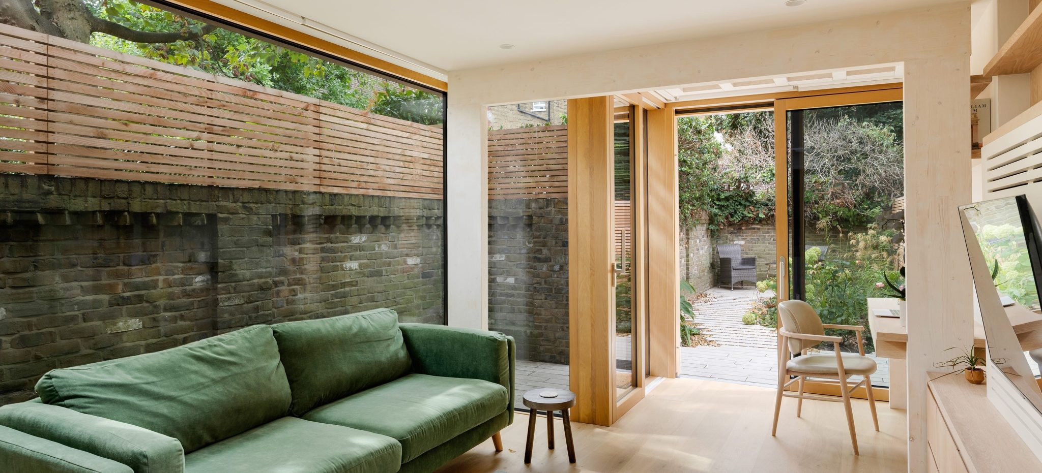 Courtyard Study | Residential Timber Glazing Case Study | Ecovia