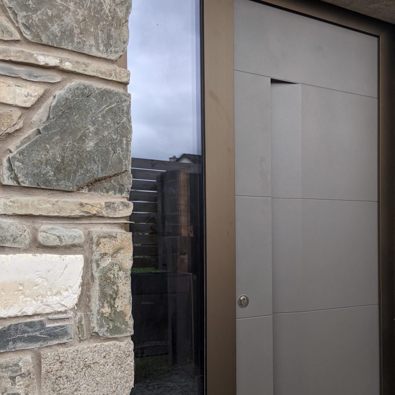 Endurance Classic Entrance Door OUT